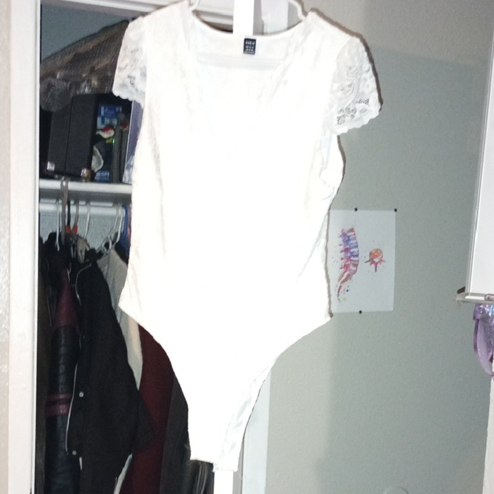 SHEIN lace White Bodysuit Top